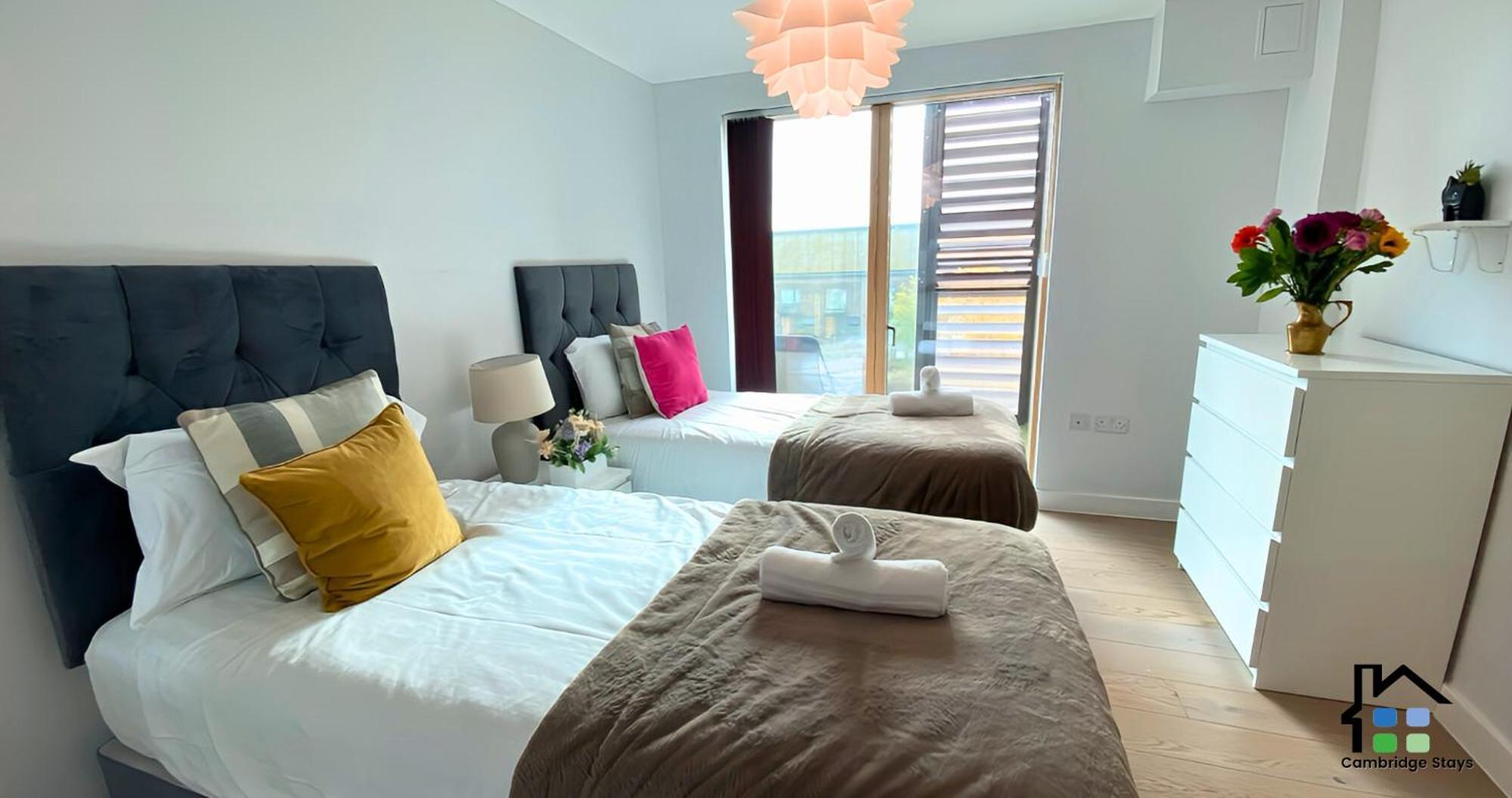 Cambridge Stays - Apartment At Addenbrooke Hospital And Bio Campus - Free Private Parking Buitenkant foto